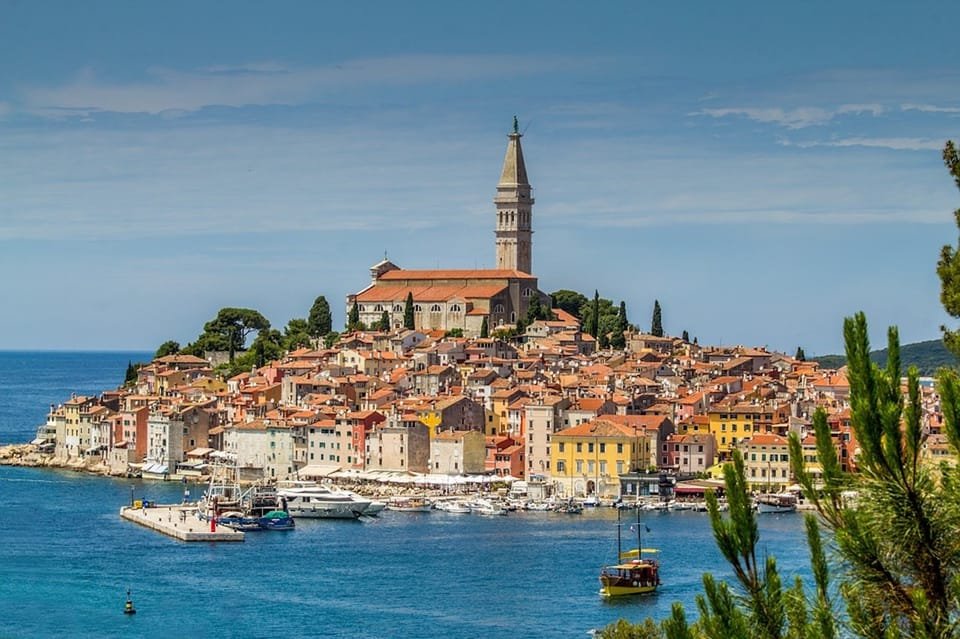 rovinj-AVLb8onzB9S3zJ4Y - Boat Excursions by Elli Porec by Elli